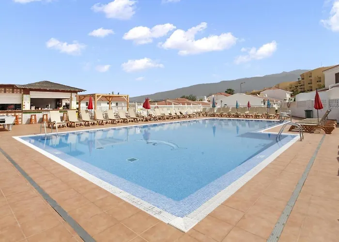 Golden Holidays, Heated Pool, Air Con, Internet, Parking Lägenhet Costa Adeje (Tenerife)